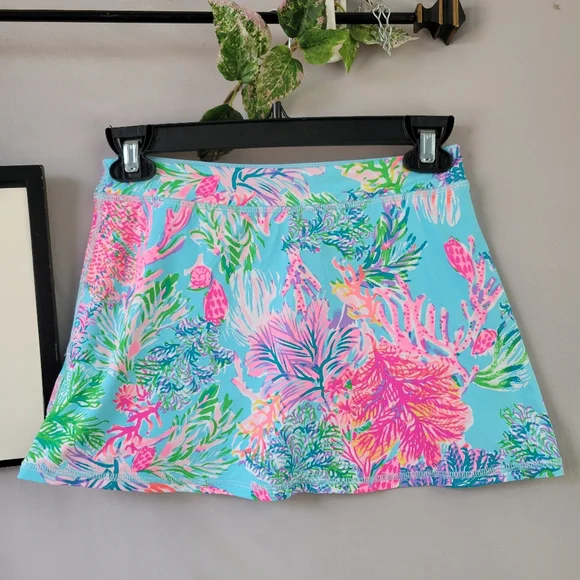 Lilly Pulitzer Luxletic UPF 50+‎ Aila Mini Skort L 8-10 - Picture 2 of 11
